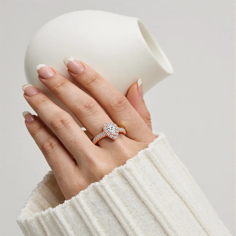 Anillo de compromiso personalizado de oro blanco de 10 quilates con diamantes de talla pera de 1,5 a 4 quilates de peso total, creado en laboratorio, con certificación IGI.-2