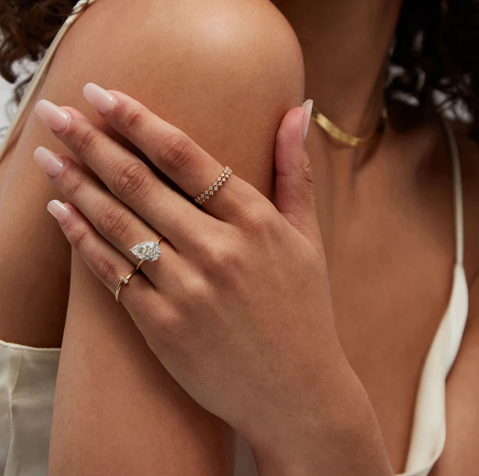 Anillo de oro de 10 quilates con diamantes de 0,2 quilates y doble fila-3