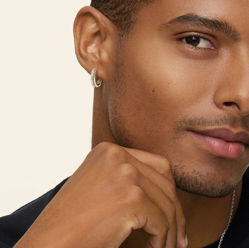 10K White Gold 0.25 CT.T.W. Diamond Hoop Earrings-4