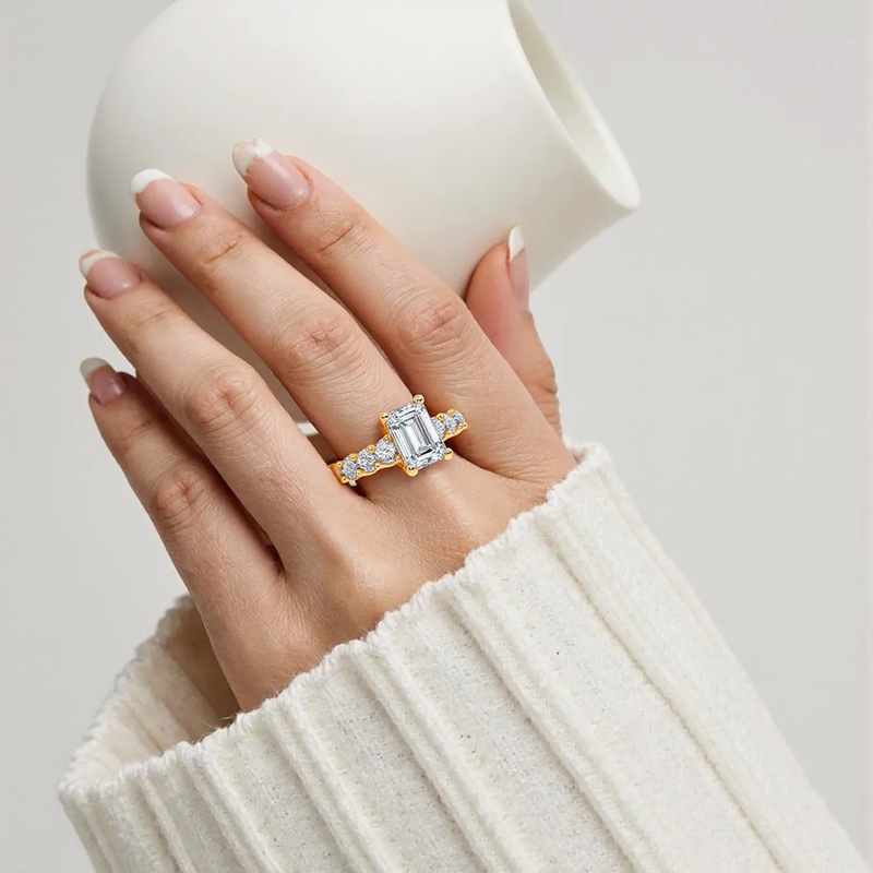 Anel de noivado personalizado com diamante criado em laboratório esmeralda, ouro branco 10K, 1,25 a 3,75 CT.T.W., certificado pela IGI-2