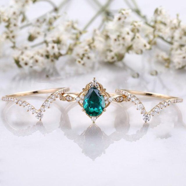 10K Gold 1.5CT Pear Shaped Emerald Crown Engagement Ring Set with Moissanite-5