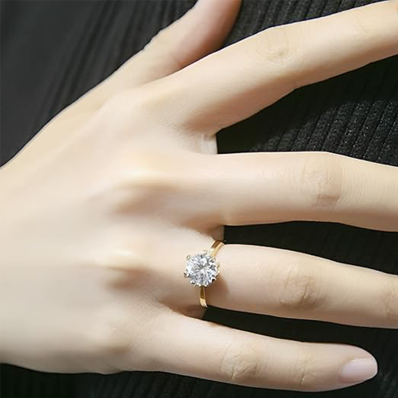 10K Gold Round Shaped Moissanite Wedding Ring-2