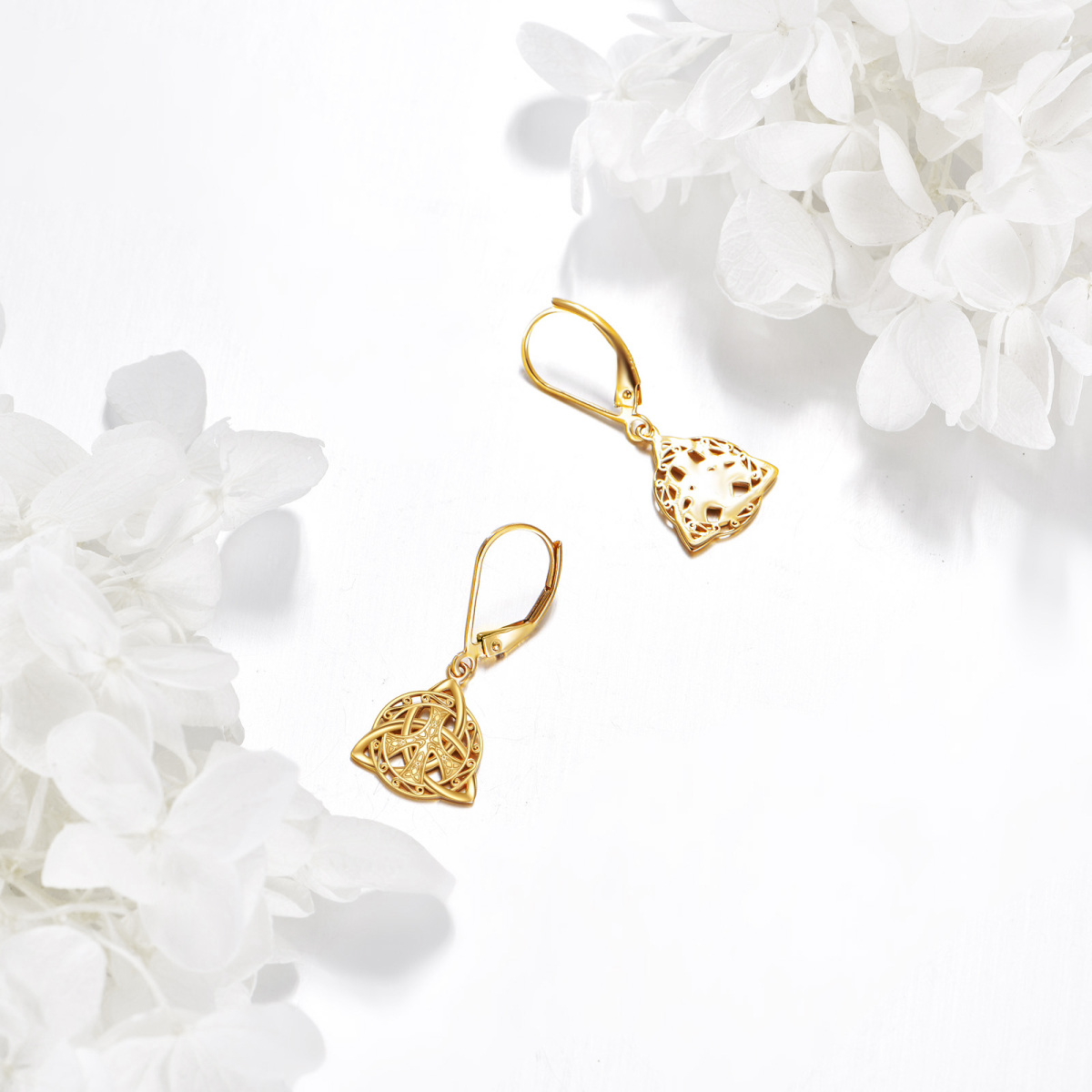 Pendientes colgantes Claddagh de oro de 10 quilates-4