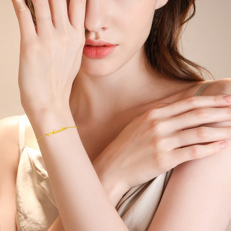 Bracciale con ciondolo classico in oro 10K-2