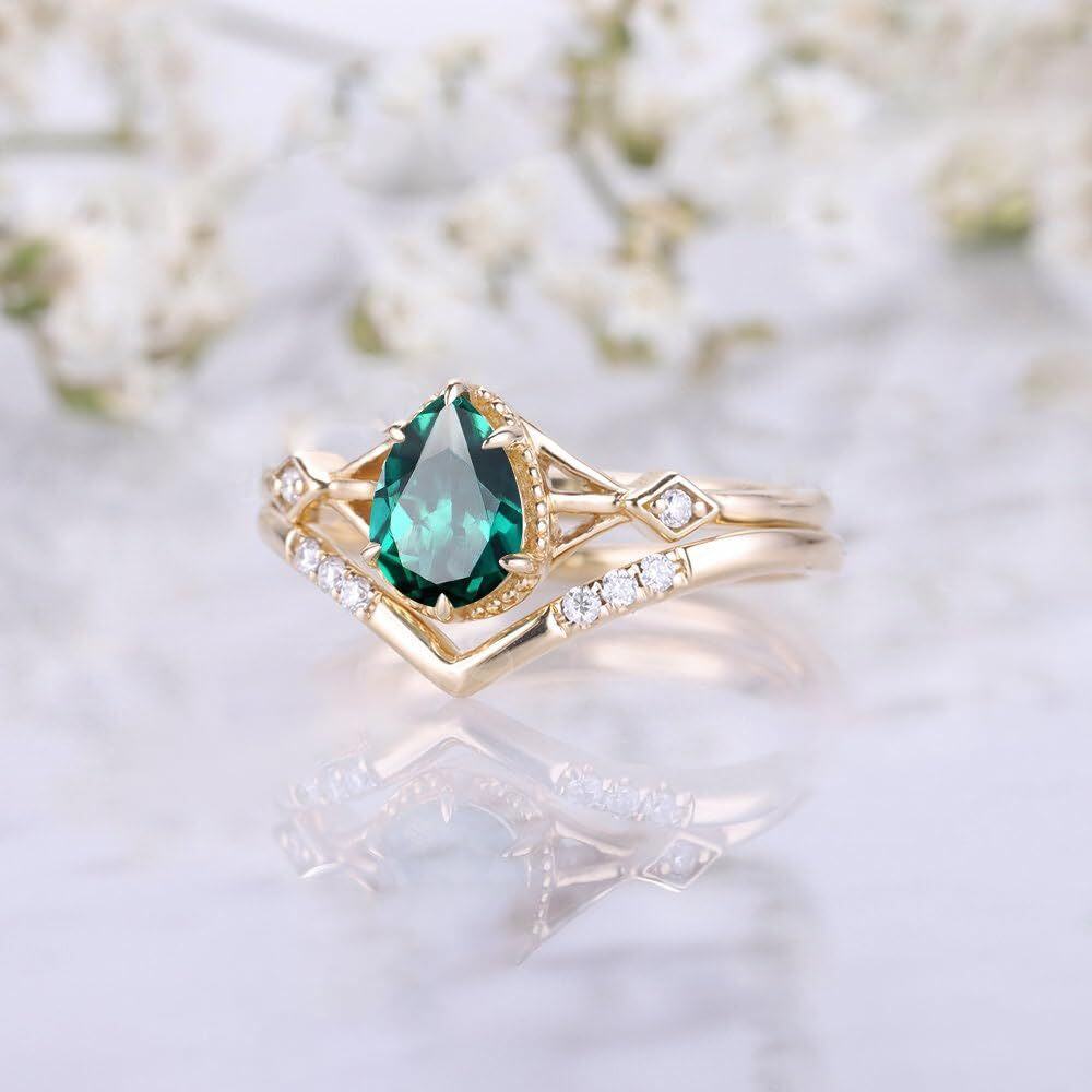 10K Gold 1 ct Pear Shaped Emerald Stone Personalized Engraving & Couple Engagement Ring-2