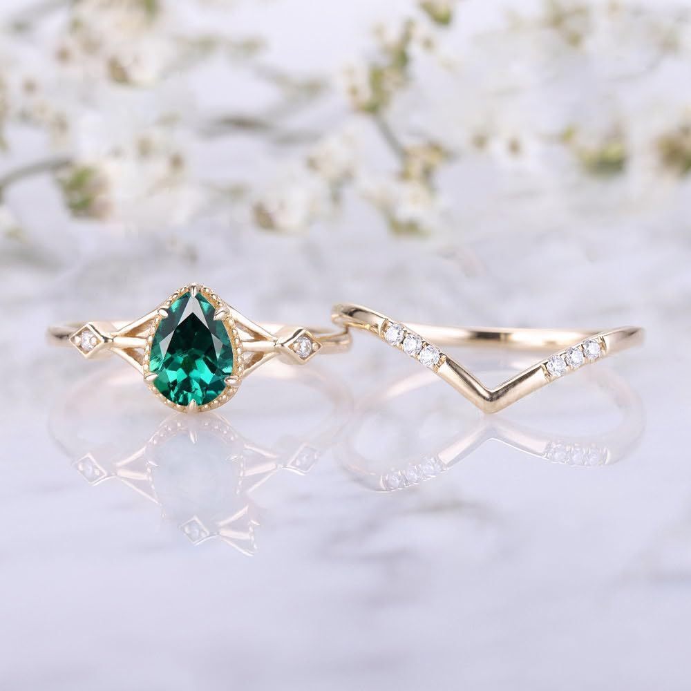 10K Gold 1 ct Pear Shaped Emerald Stone Personalized Engraving & Engagement Ring-3