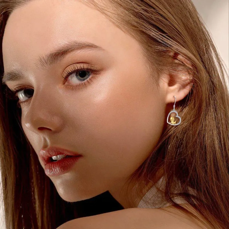 Ohrhänger aus 10 Karat Gold mit Zirkonia in Form einer Ente in Herzform für Damen-2