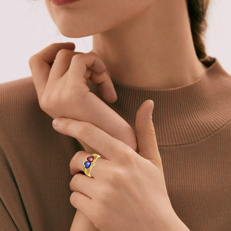 10K gouden hartvormige ring met kubieke zirkonia en gepersonaliseerde gravure-2