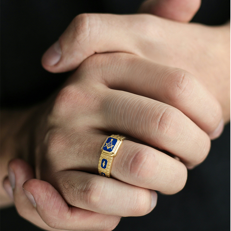Anello personalizzato da uomo con pepita massonica in zaffiro blu creato in laboratorio in oro bianco 10K-2