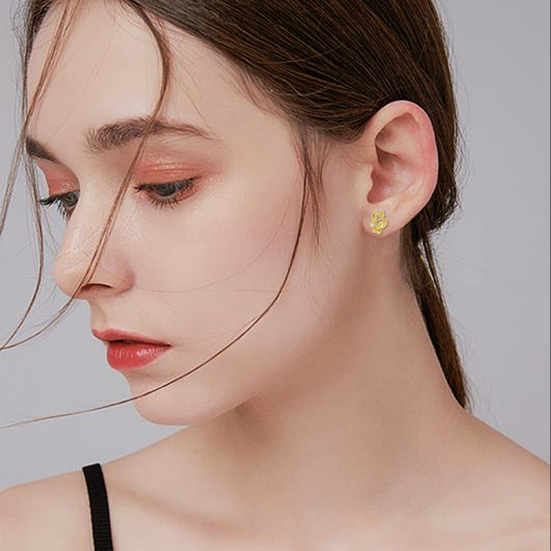 Pendientes de botón con cuentas de moissanita en oro blanco de 10 quilates-2