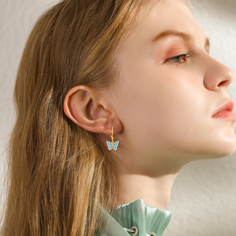 Pendientes colgantes de mariposa con moissanita y oro de 10 quilates-2