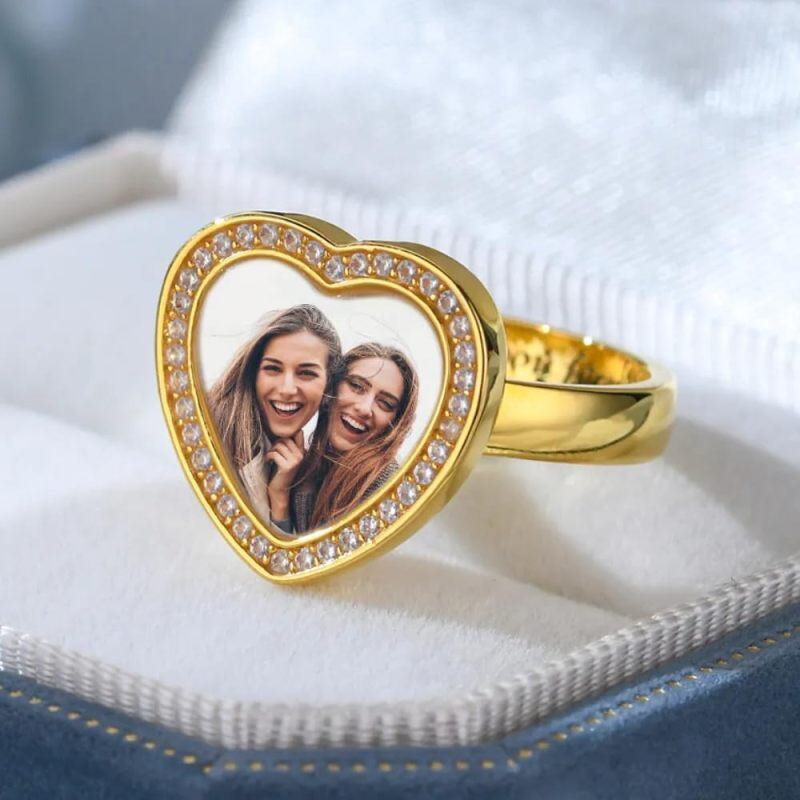 Anel de gravura personalizada com foto e zircônia cúbica redonda de ouro 10K com coração para melhores amigas femininas-2