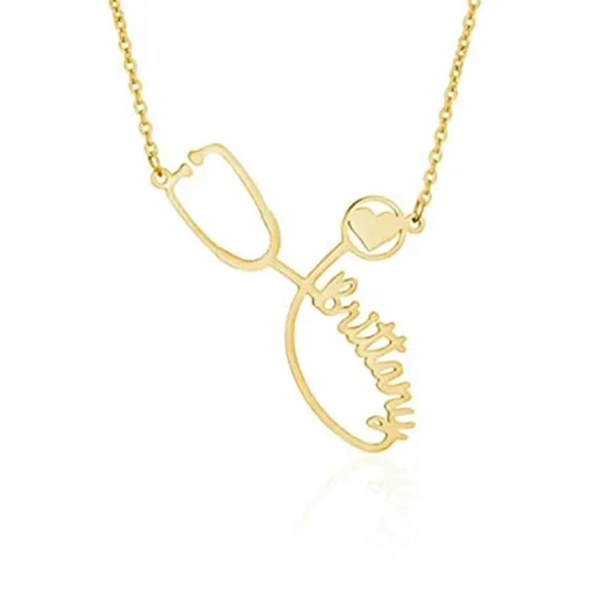 Collana con stetoscopio a forma di cuore con nome personalizzato in oro 10K per donna