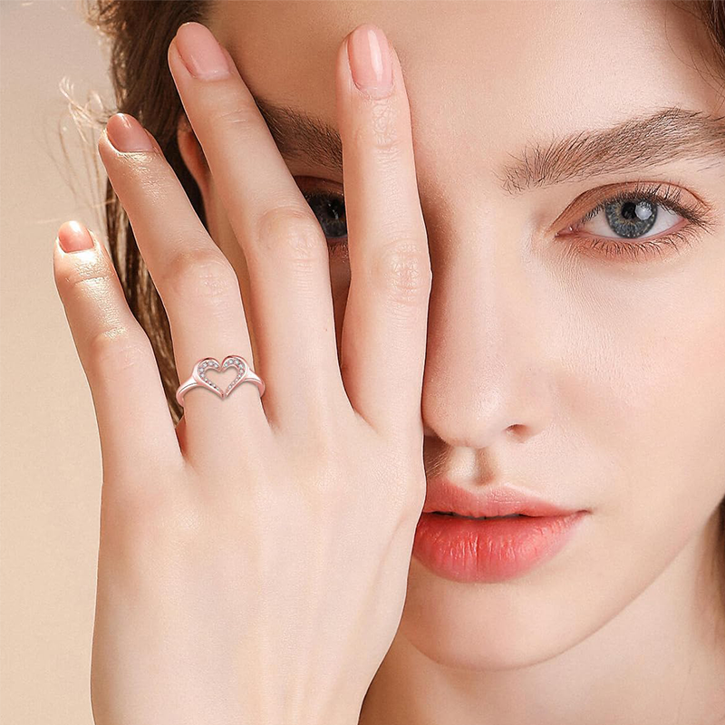 Anello aperto a forma di cuore con incisione personalizzata in zirconia cubica circolare in oro rosa 14K-2