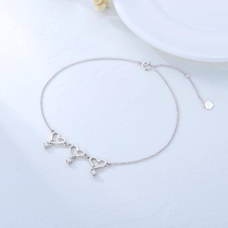 14K Gold Moissanite Heart Single Layer Charm Anklet-4