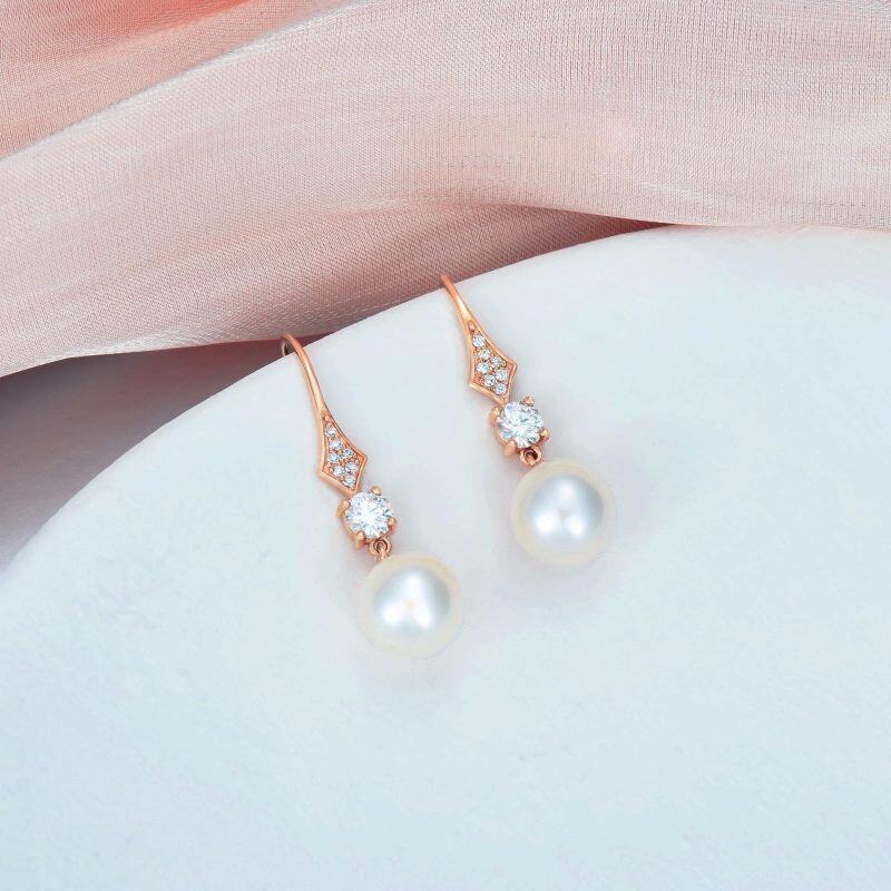 Boucles d'oreilles pendantes en or rose 14 carats, moissanite et perles-4