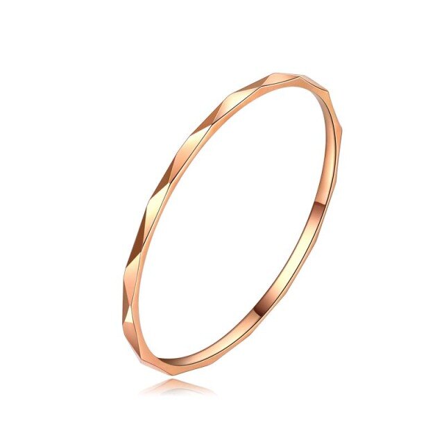 Anillo apilable redondo de oro rosa de 10 quilates