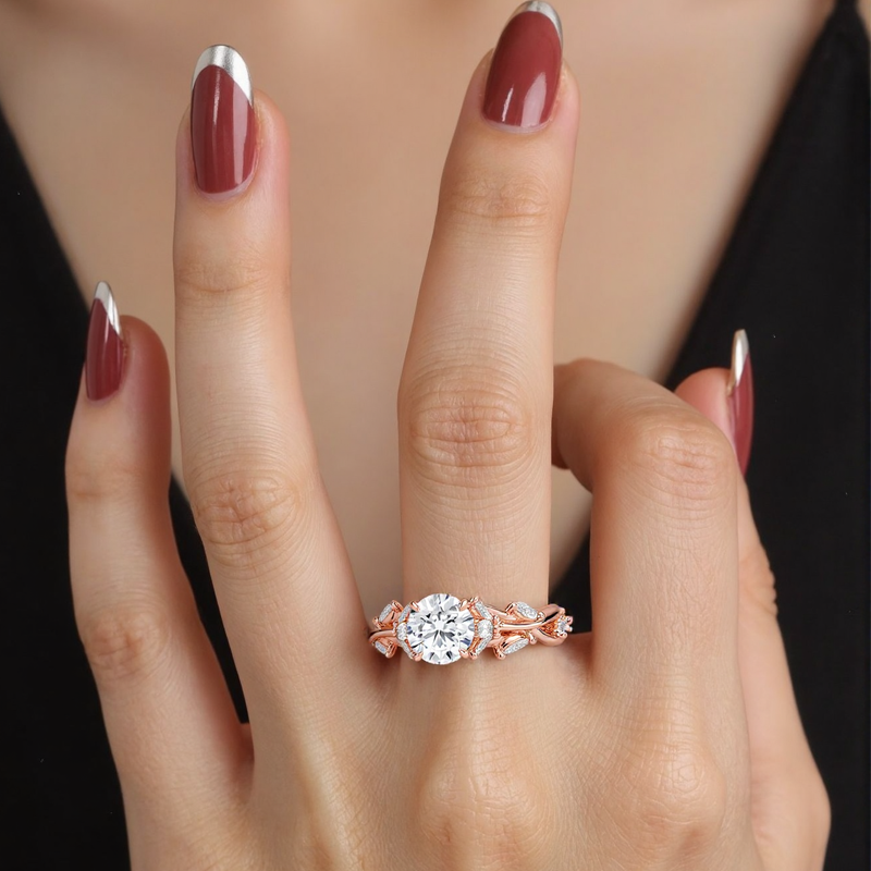 Anillo de compromiso personalizado Secret Garden de oro rosa de 10 quilates con diamantes redondos creados en laboratorio de 1 quilates, certificado IGI, VVS1-VS1-4