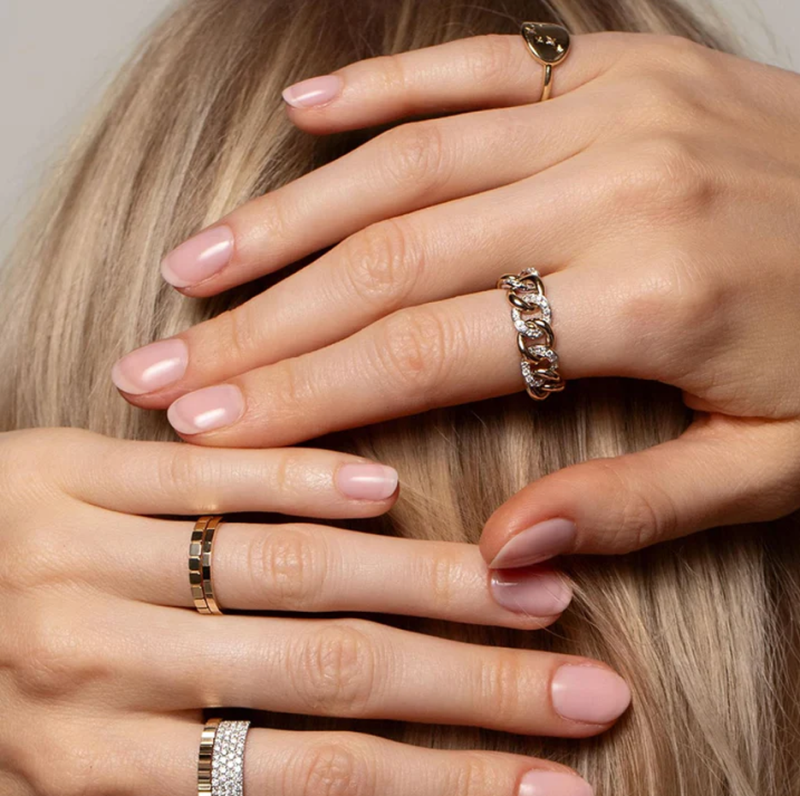 Anillo de cadena de diamantes en oro bicolor de 18 quilates con 0,6 quilates de peso total, color D, claridad VVS-3