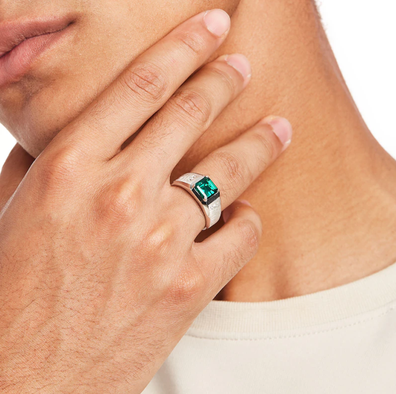 Verlobungsring aus 10-karätigem Weißgold mit 2,1 bis 7,1 Karat smaragdgeschliffenem, im Labor hergestelltem Smaragd und Diamanten für Herren-2