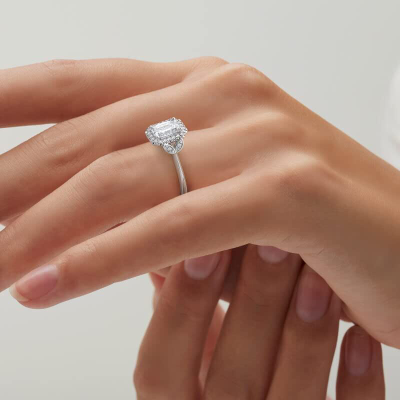 Bague de fiançailles avec gravure personnalisée en or blanc 10K 1CT taille émeraude Moissanite-3