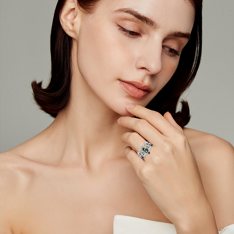 10K White Gold 2CT Pear Cut Bridal Set-2