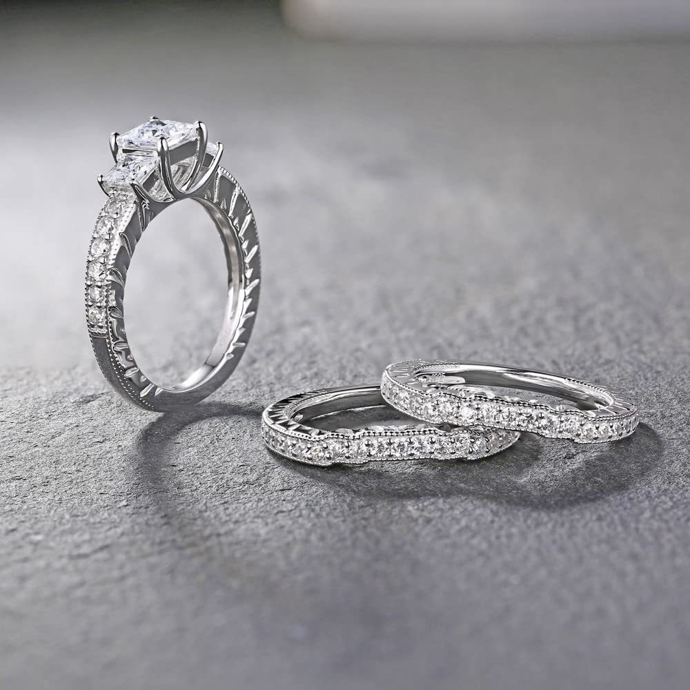 Conjunto de noiva de moissanita com corte princesa de 2,8 ct.T.W. em ouro branco 10K-4