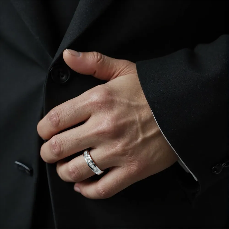 Anillo de bodas para hombre en oro blanco de 10 quilates con diamantes redondos creados en laboratorio de 0,5 quilates de peso total, color D, claridad VVS1, 3EX-2