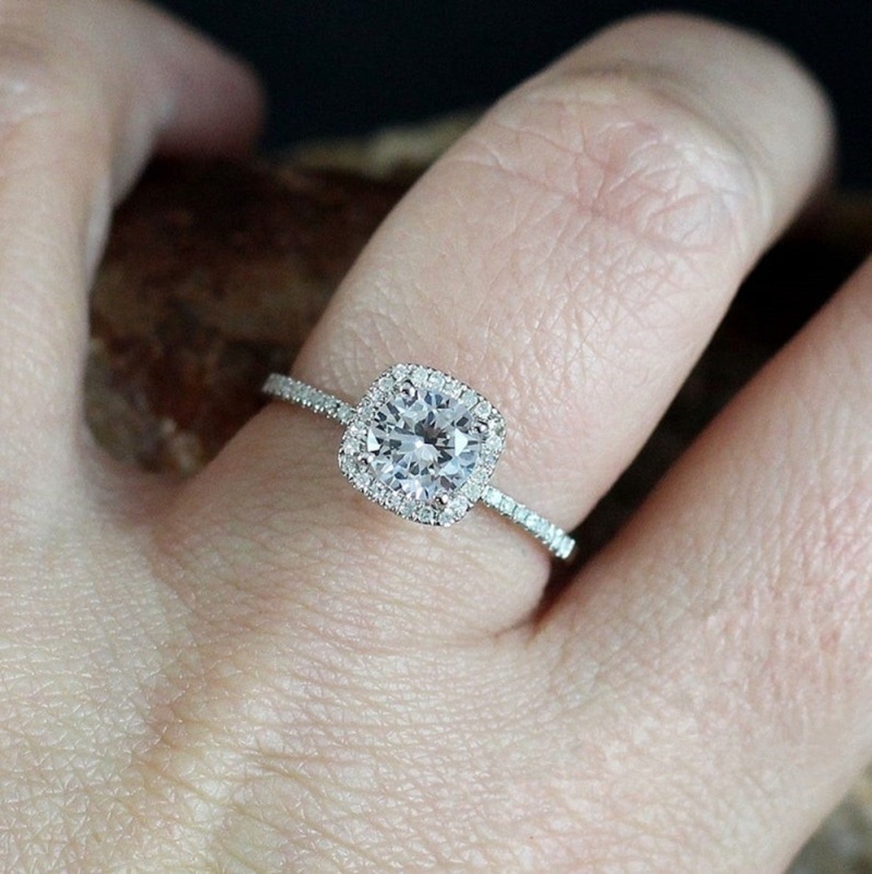 10K White Gold Round Shaped Moissanite Engagement Ring-2