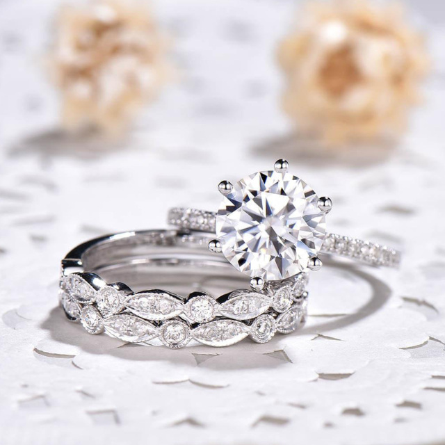 Aliança de casamento de moissanite em formato circular em ouro branco 10K-7