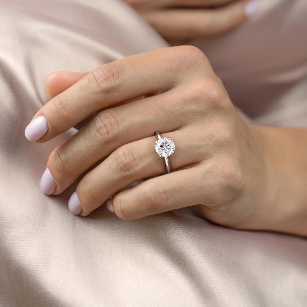 10K White Gold 1 CT Round Moissanite Personalized Engraving Engagement Ring-2
