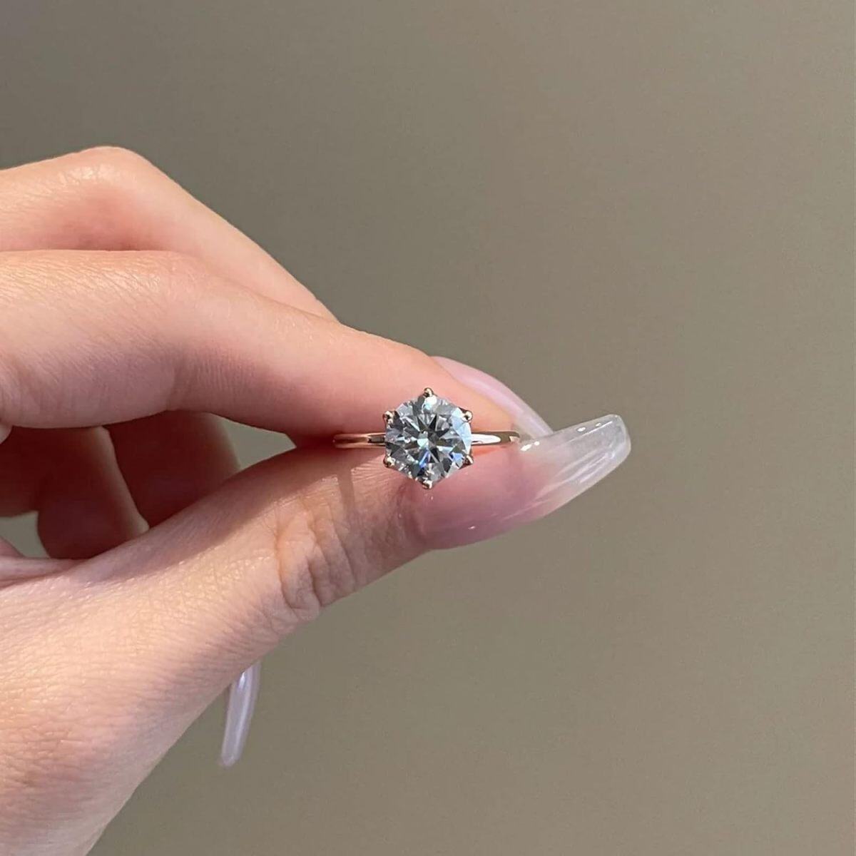 10K White Gold Moissanite Engagement Ring-2