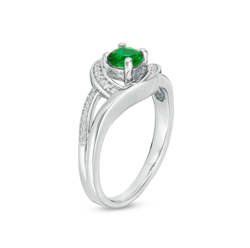 Anillo de compromiso de oro blanco de 10 quilates con esmeralda de talla redonda y diamantes naturales de 0,1 quilates en total, con montura en espiral y brazo dividido.-3