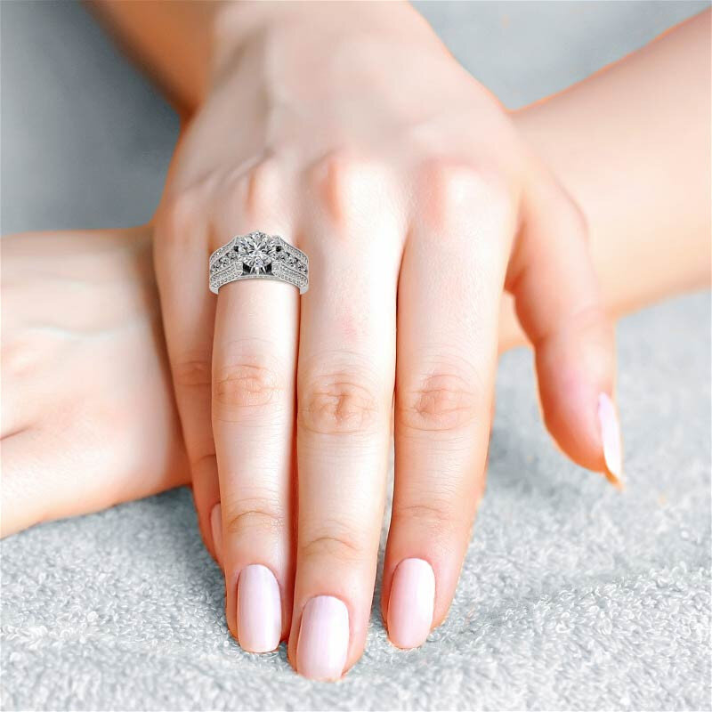 10K White Gold Round Cut Moissanite Engagement Ring-2