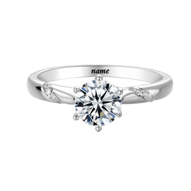 Anneau de mariage classique personnalisé en or blanc 10K avec diamant rond, nom et couple