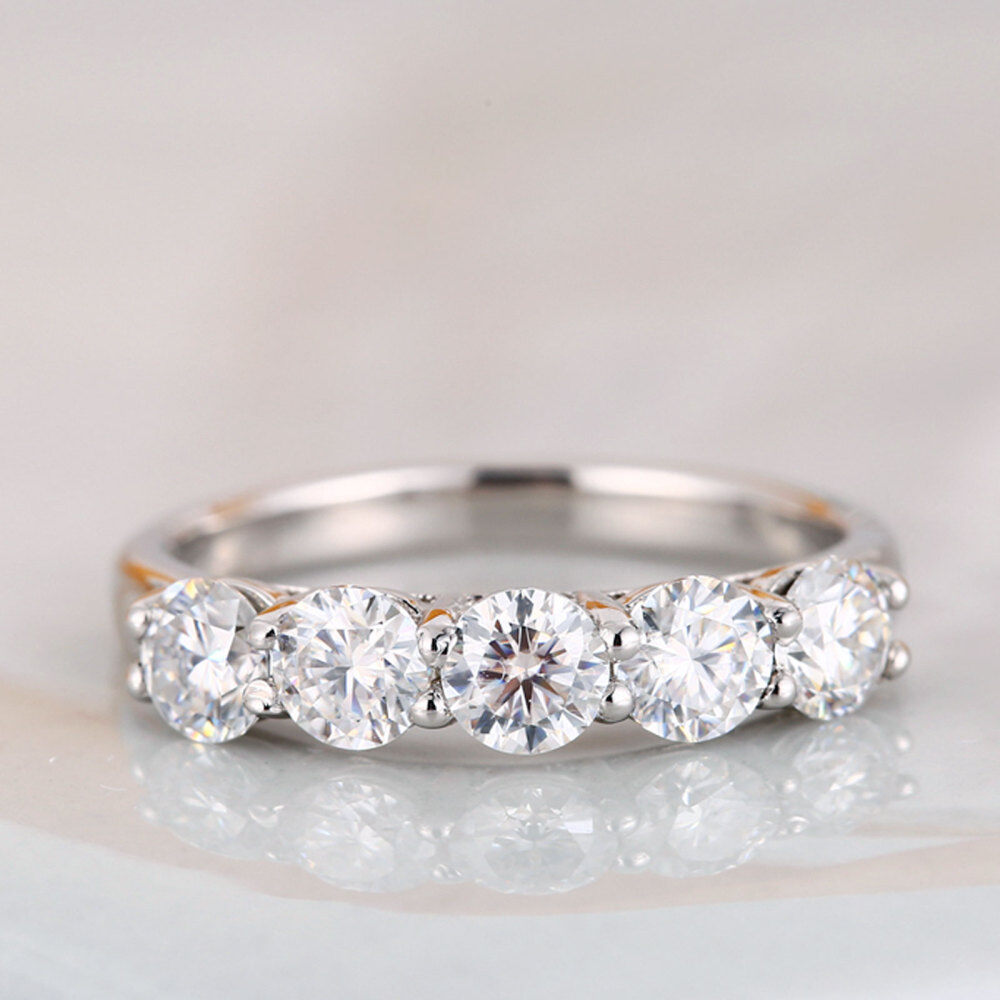 10K White Gold Round Moissanite Wedding Ring-4