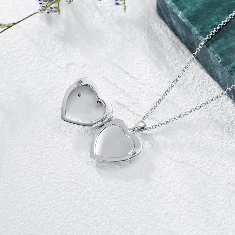 Collar con colgante de girasol y circonita cúbica en oro blanco de 10 quilates con palabra grabada-4