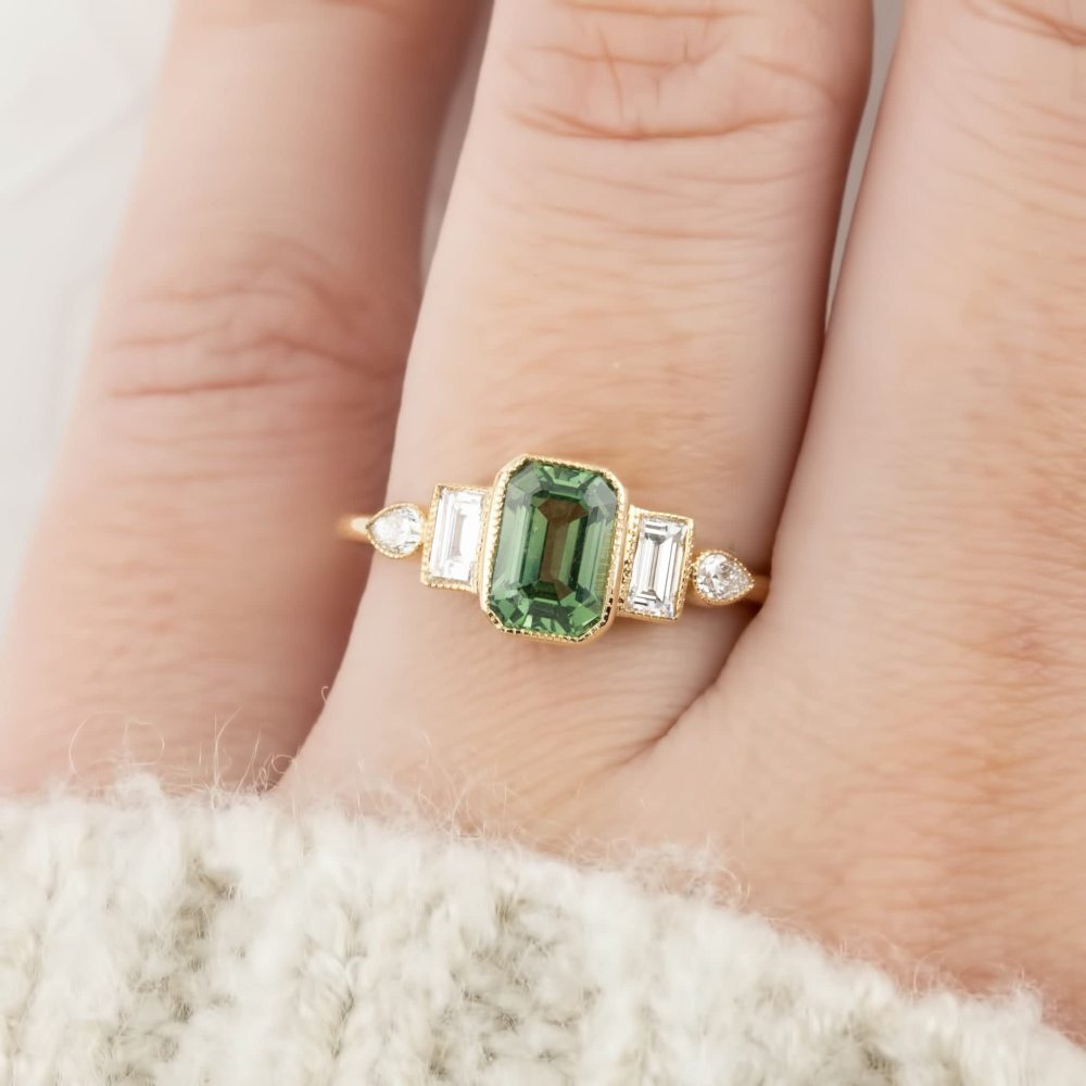 10K Gold 1Ct Emerald Crystal With Moissanite Engagement Ring For Women-2
