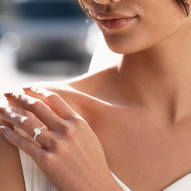 18-karätiger Weißgold-Verlobungsring mit ovalem, im Labor hergestelltem Diamanten (1 bis 3,5 ct. Gesamtgewicht), Farbe D, Reinheit VVS1, Brillantschliff 3EX, IGI-zertifiziert-5