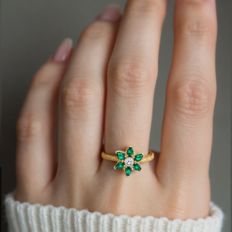 14K Gold 0.5 to 3 CT Round Cut Lab Created Diamond & 3 CT Pear Cut Emerald Engagement Band IGI Certified-5