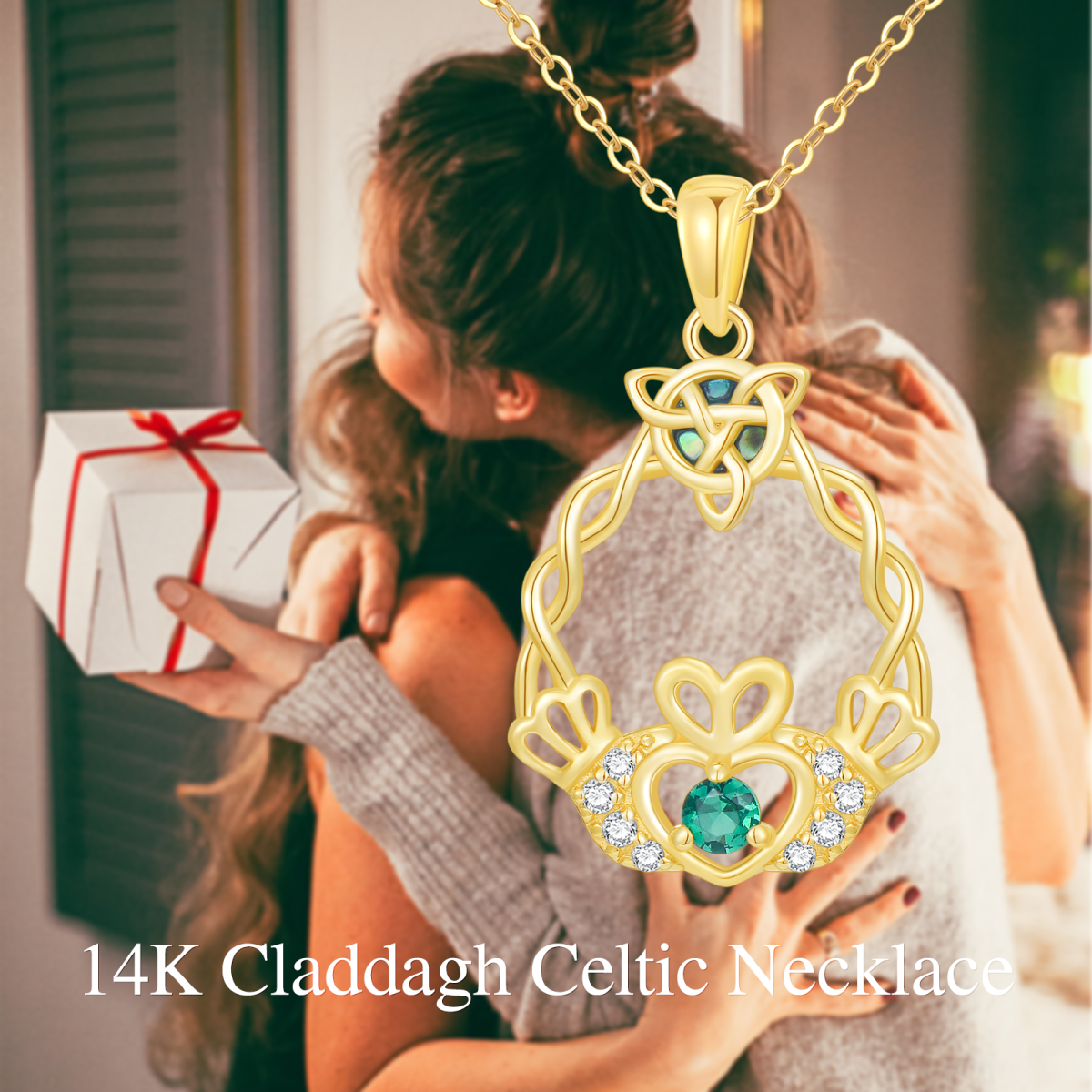 Collier avec pendentif Claddagh en or 14 carats et zircone cubique en forme de nœud celtique-6