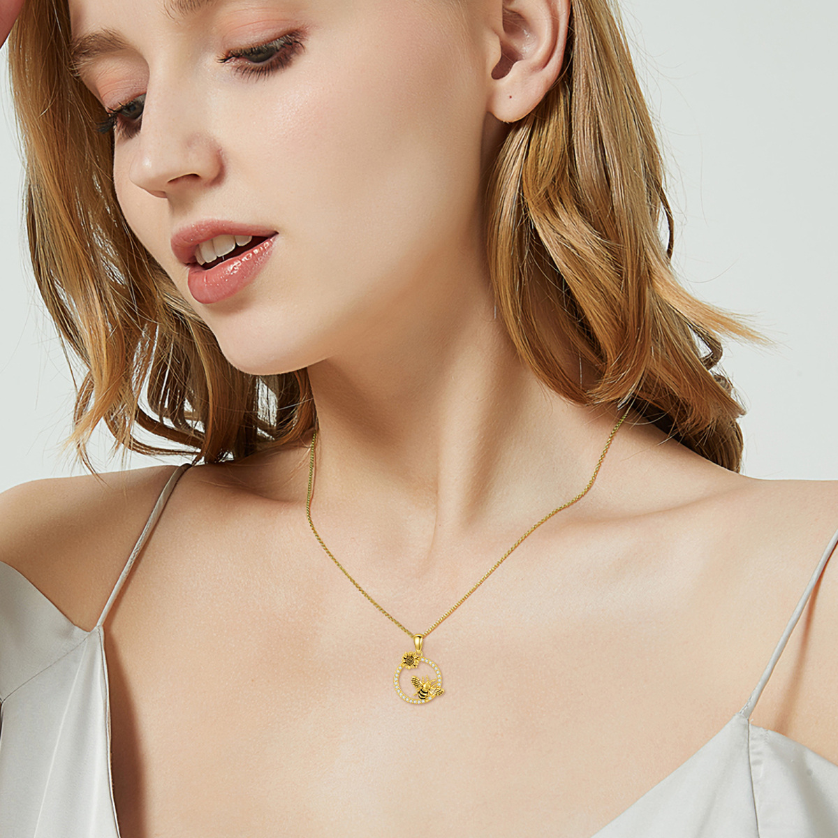 Collier à pendentif abeille et marguerite en or 14K à zircon cubique-2