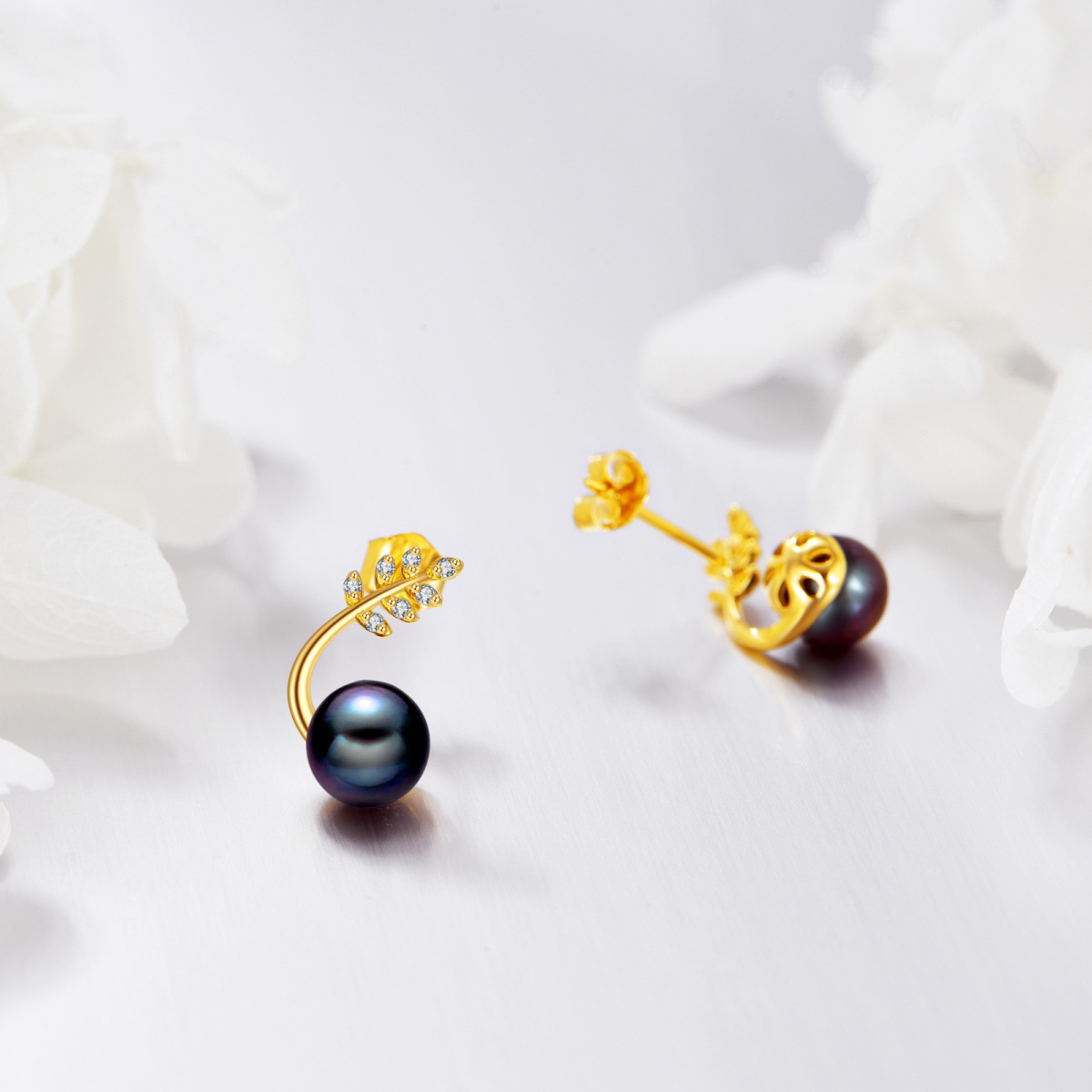 14K Gold Black Pearl Leaves Stud Earrings-4