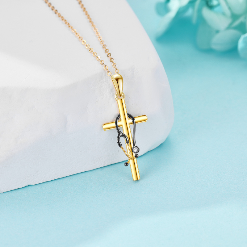 Colar com pendente estetoscópio e zircónia cúbica preta em ouro 10K-4