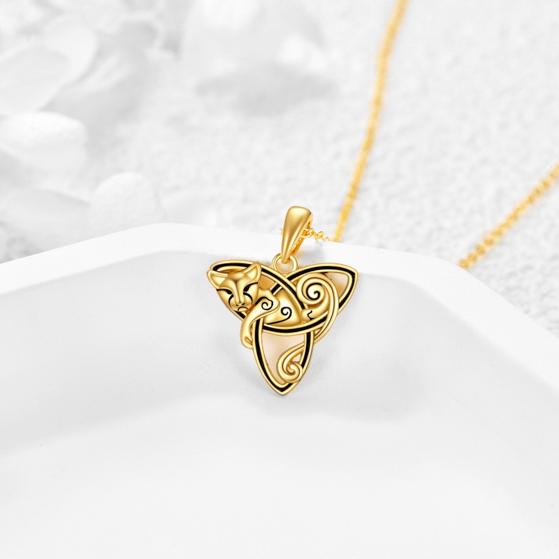 Colar com pendente de gato e nó celta em ouro branco 10K-3