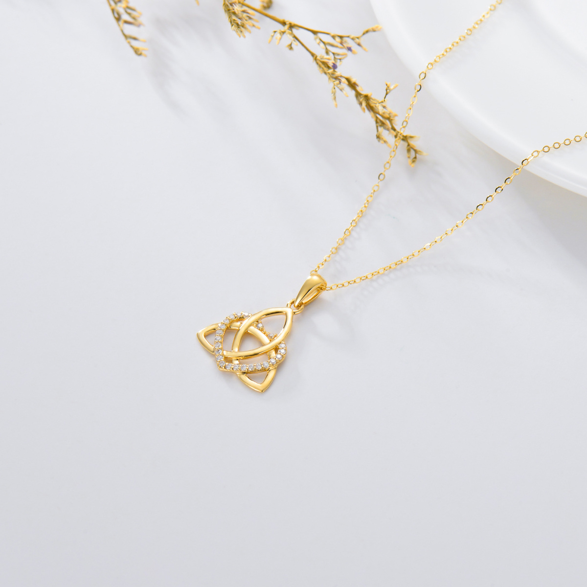 Collana con ciondolo a cuore e nodo celtico con zirconia cubica in oro 14K-3