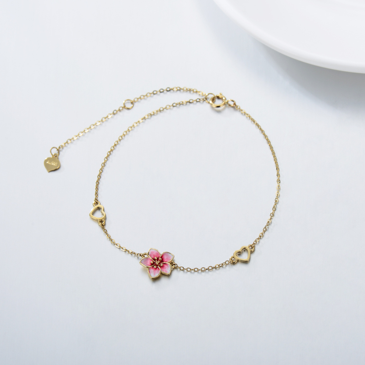 Pulsera con dije de corazón de flor de cerezo en oro de 14 quilates-3