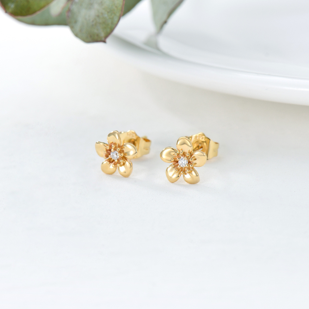 Brincos de pino de flor de cerejeira com zircônia cúbica de ouro 10K-3