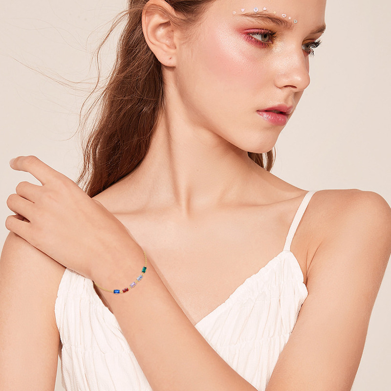 10K Gold Cubic Zirconia Circle Charm Bracelet-2