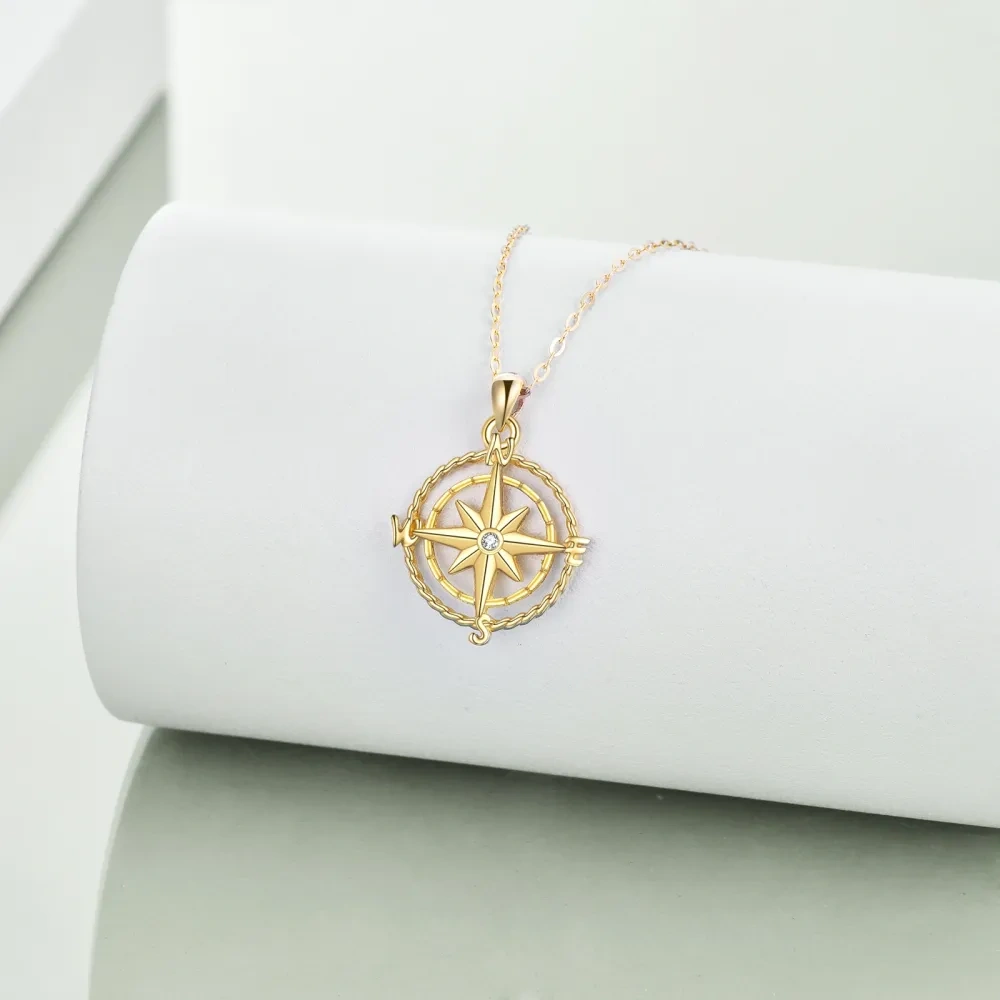 Colar com pingente de bússola com zircónias cúbicas em ouro de 14 quilates-5